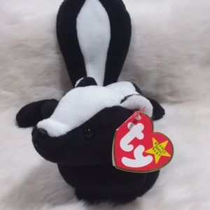 Beanie babies Stinky Born 2.13.1995 Skunk